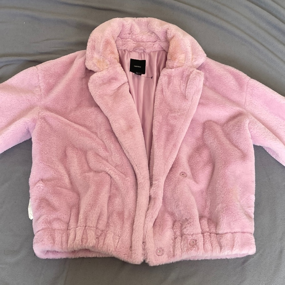 Thrifted forever21 pink fluffy winter coat